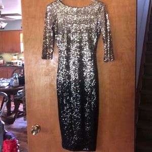 All-over Sequin gold and‎ black dress